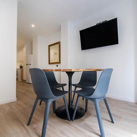 Vlc Host- Eixarchs Apartment บาเลนเซีย ภายนอก รูปภาพ