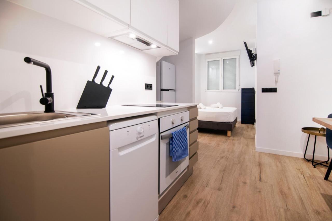 Vlc Host- Eixarchs Apartment บาเลนเซีย ภายนอก รูปภาพ
