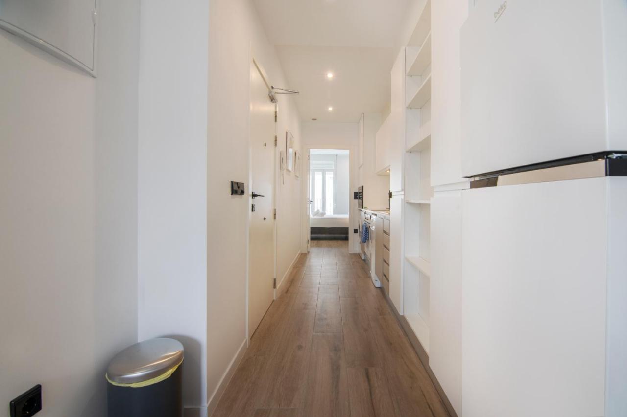 Vlc Host- Eixarchs Apartment บาเลนเซีย ภายนอก รูปภาพ