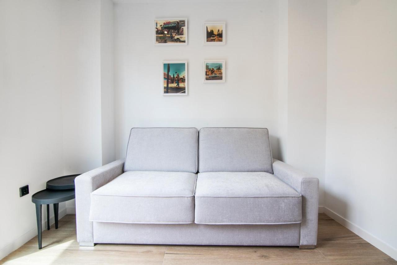 Vlc Host- Eixarchs Apartment บาเลนเซีย ภายนอก รูปภาพ