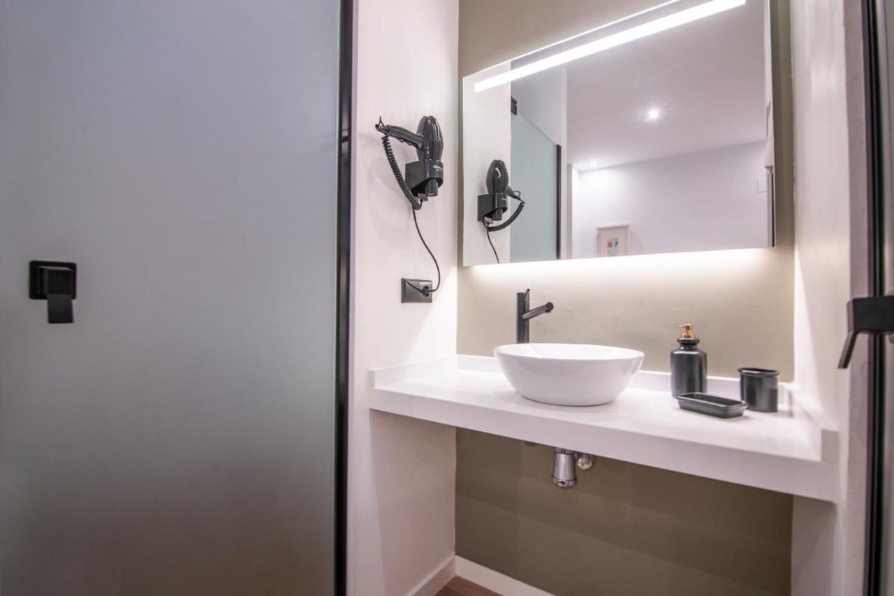 Vlc Host- Eixarchs Apartment บาเลนเซีย ภายนอก รูปภาพ