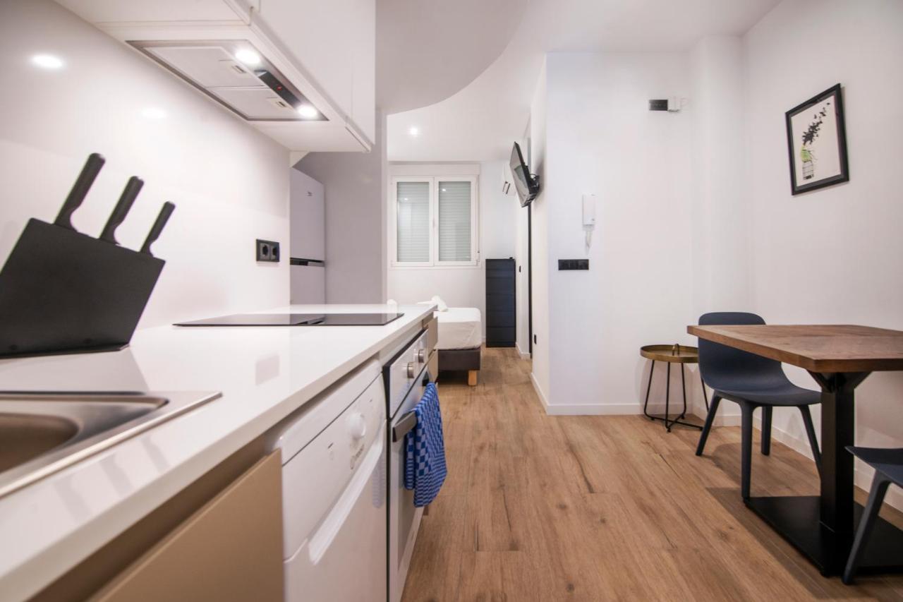 Vlc Host- Eixarchs Apartment บาเลนเซีย ภายนอก รูปภาพ