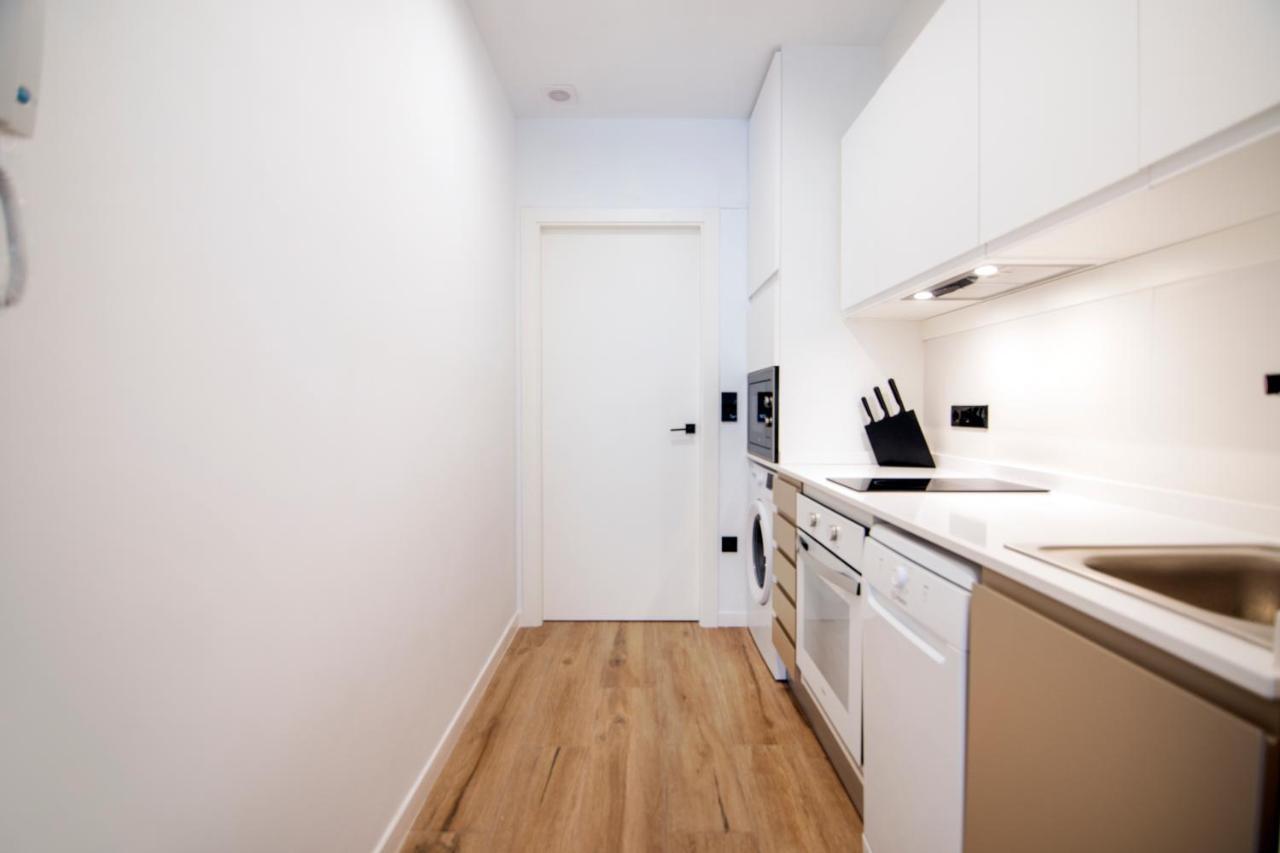Vlc Host- Eixarchs Apartment บาเลนเซีย ภายนอก รูปภาพ