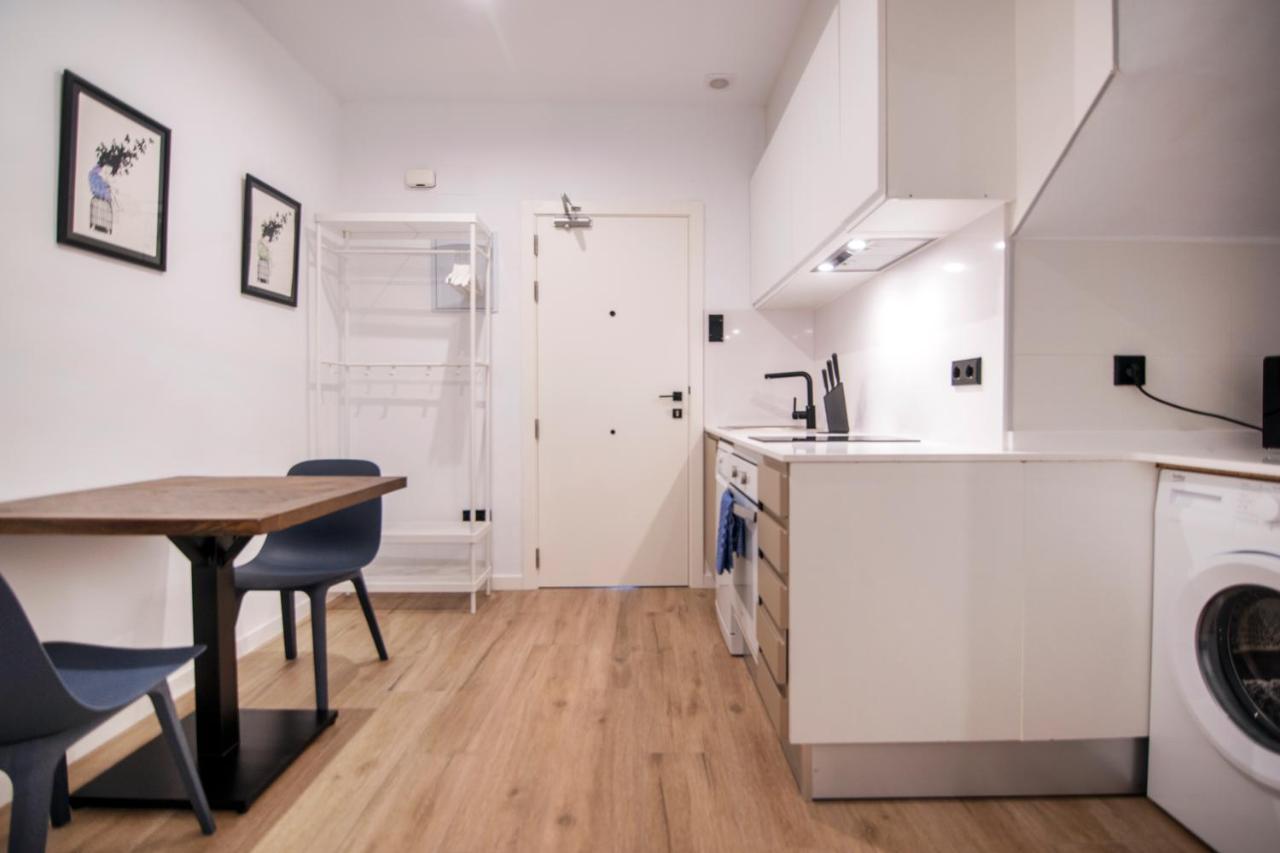 Vlc Host- Eixarchs Apartment บาเลนเซีย ภายนอก รูปภาพ