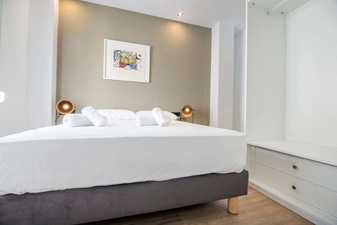 Vlc Host- Eixarchs Apartment บาเลนเซีย ภายนอก รูปภาพ