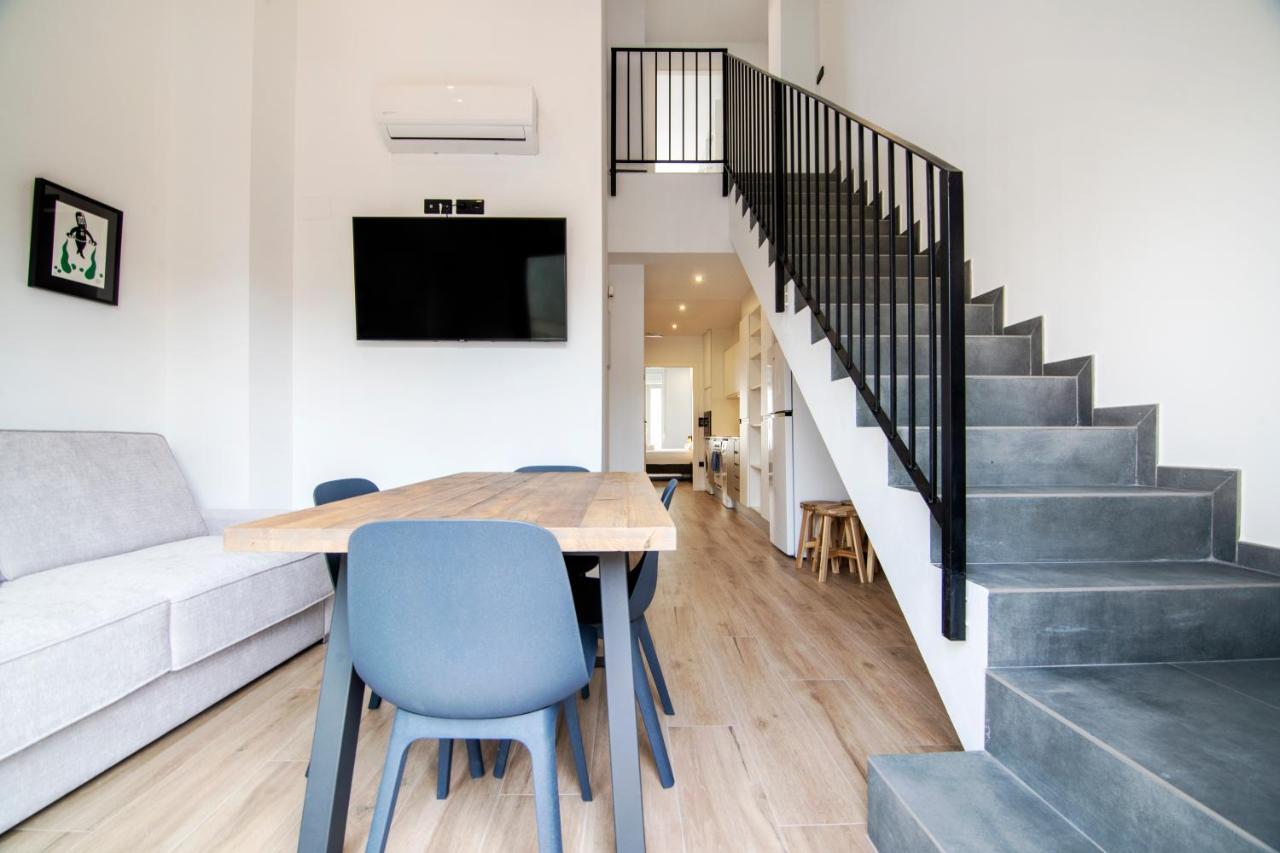 Vlc Host- Eixarchs Apartment บาเลนเซีย ภายนอก รูปภาพ