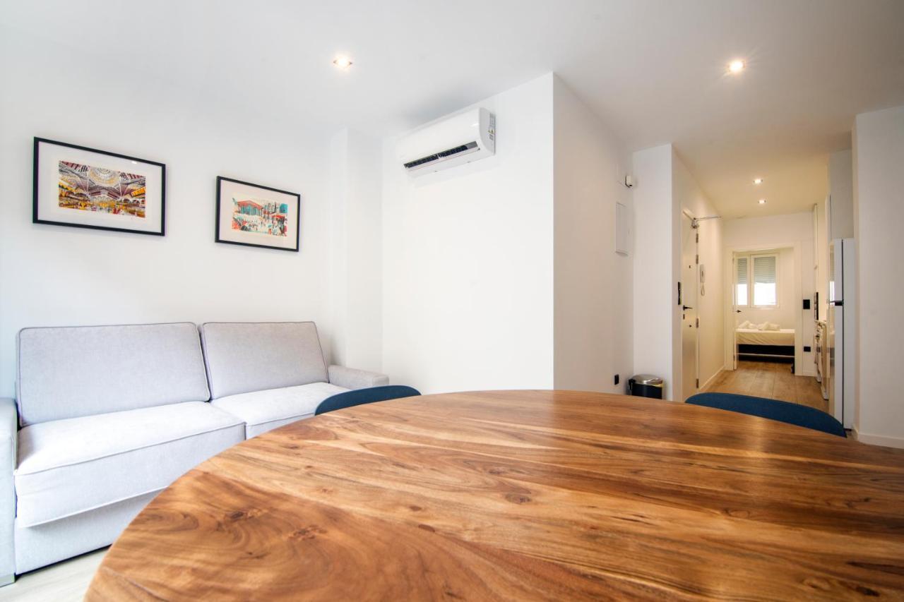 Vlc Host- Eixarchs Apartment บาเลนเซีย ภายนอก รูปภาพ