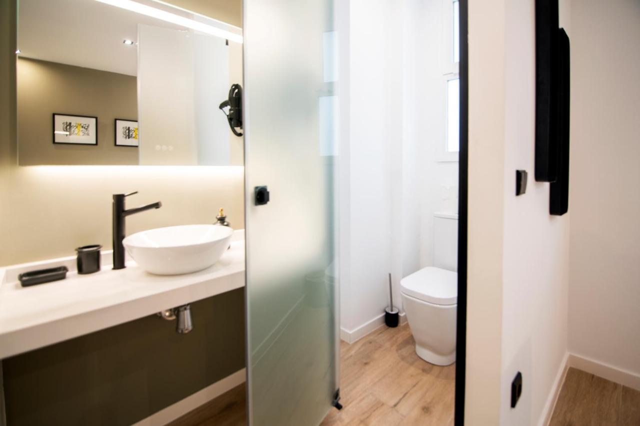 Vlc Host- Eixarchs Apartment บาเลนเซีย ภายนอก รูปภาพ