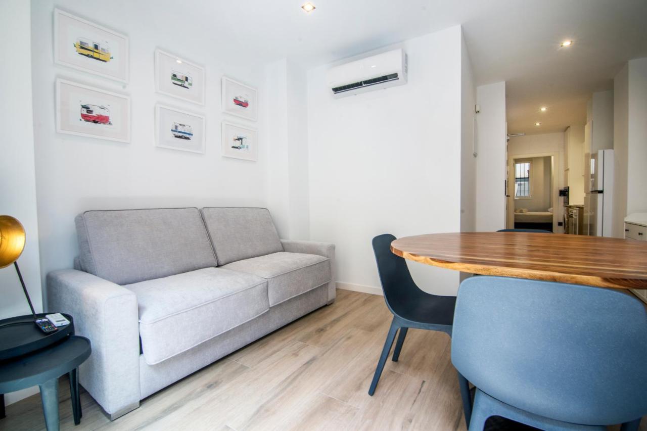 Vlc Host- Eixarchs Apartment บาเลนเซีย ภายนอก รูปภาพ