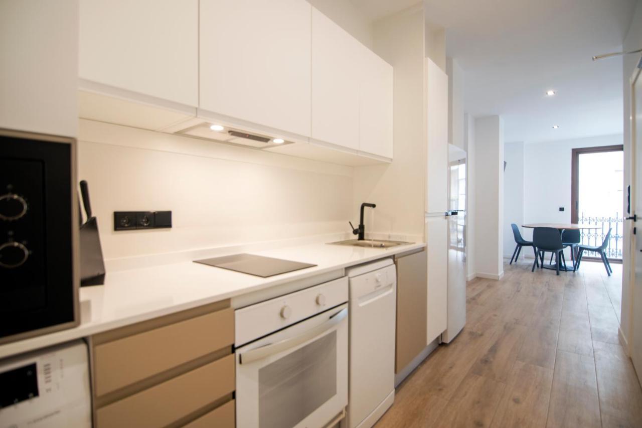 Vlc Host- Eixarchs Apartment บาเลนเซีย ภายนอก รูปภาพ