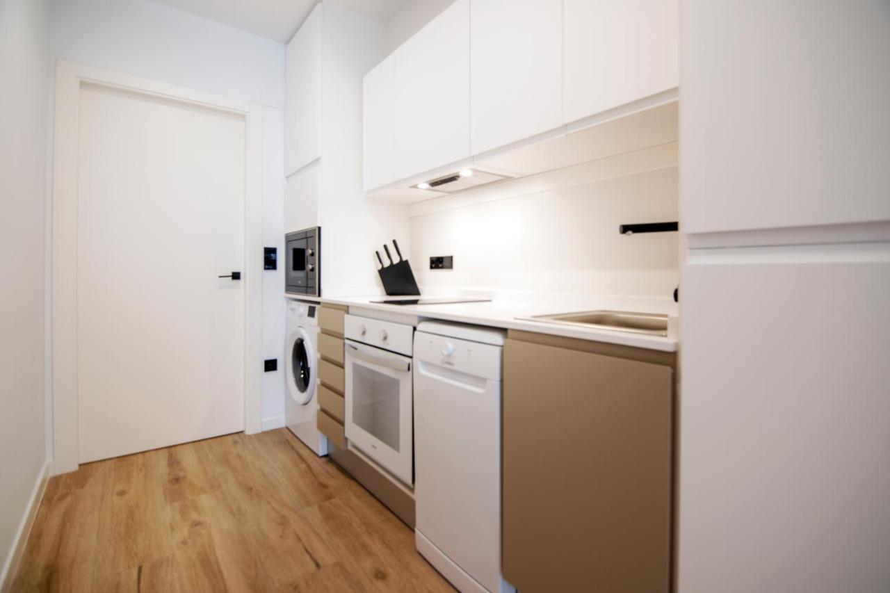 Vlc Host- Eixarchs Apartment บาเลนเซีย ภายนอก รูปภาพ